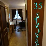 Georgi 4*
