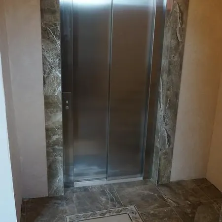 Georgi Hotel 4*