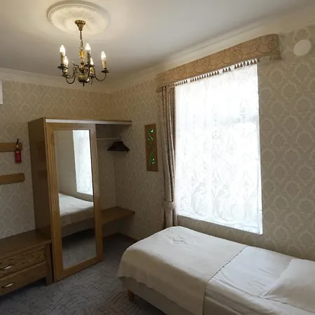 Georgi Hotel 4*