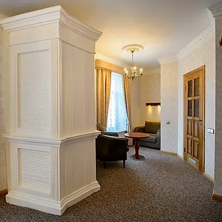 Georgi Hotel 4*