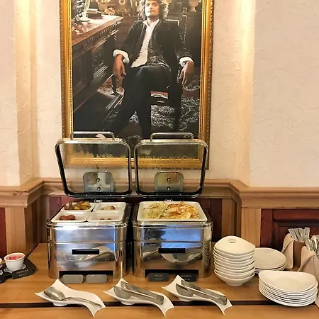 Georgi Hotel 4*
