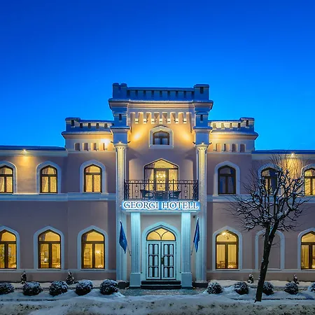 Отель Georgi 4*
